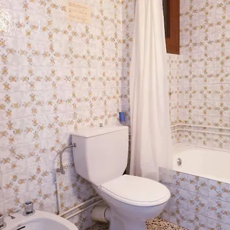 Estribor, Apartament Centric G5 *